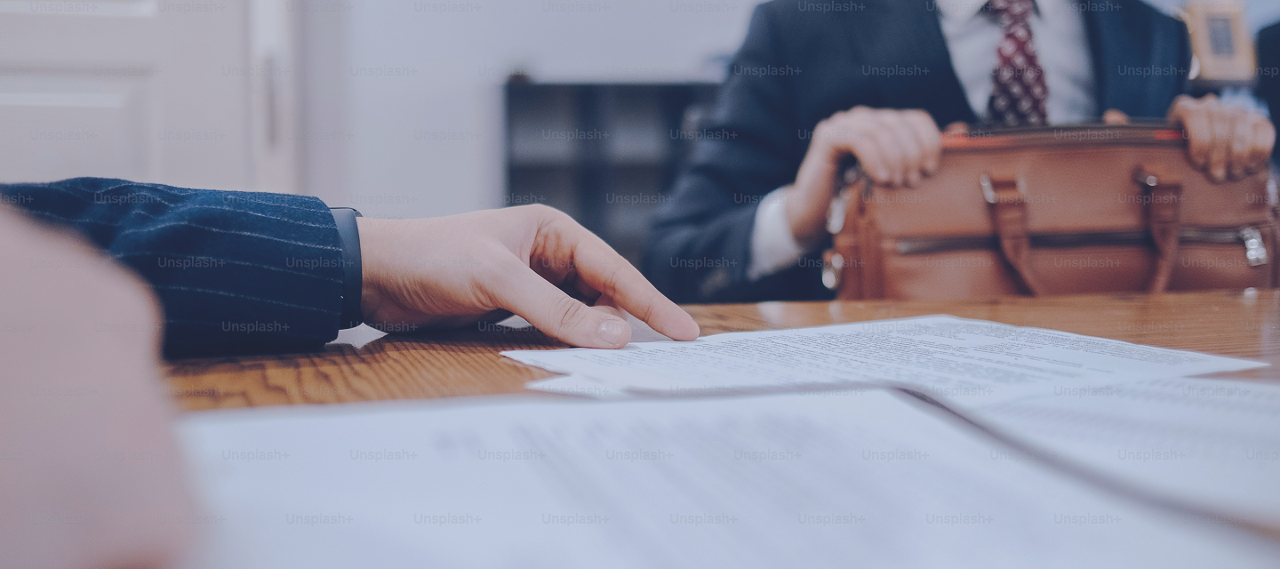 Rechtsanwälte bei der Arbeit